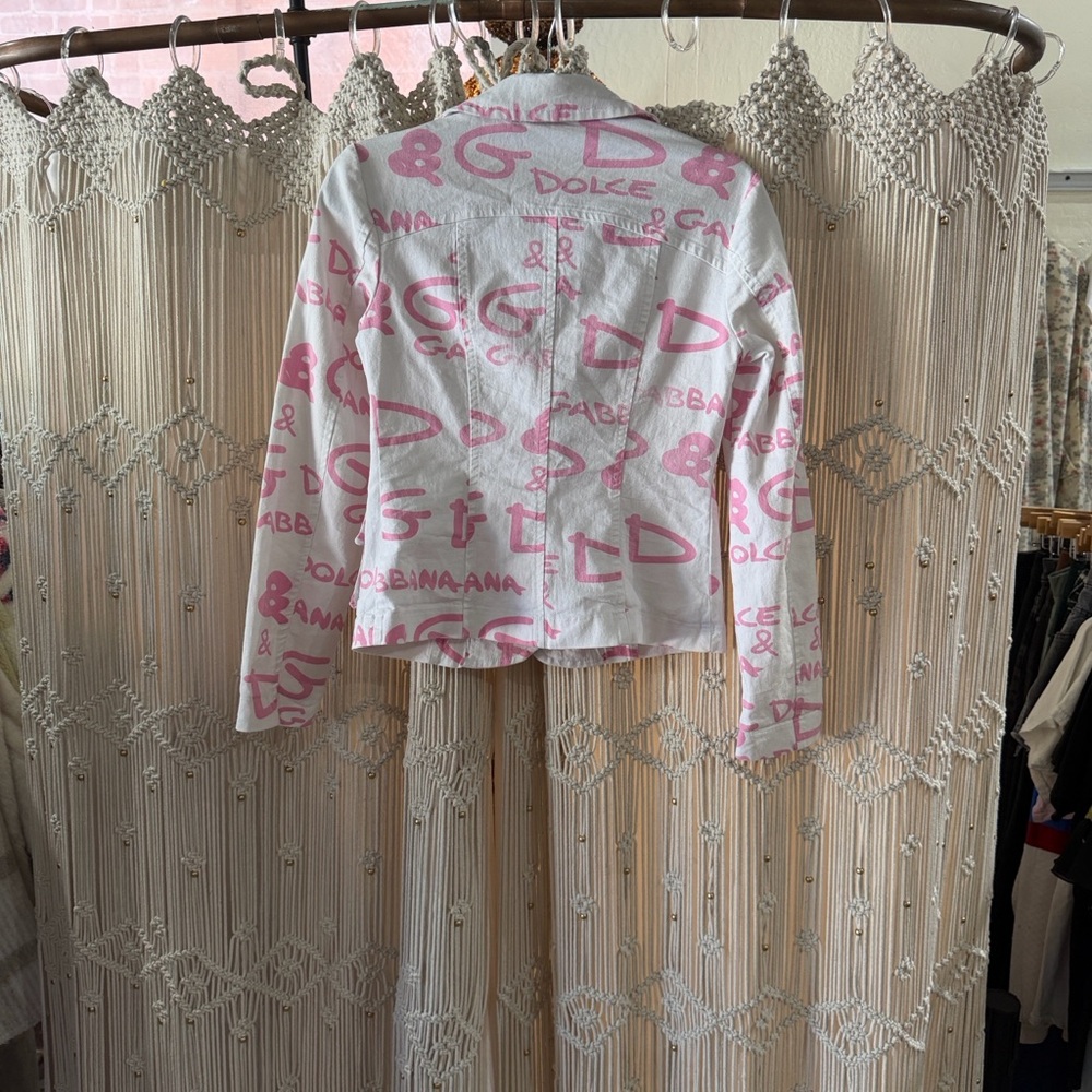 Dolce & Gabbana Women's White Blazer with Pink Accents - Picture 5 of 9